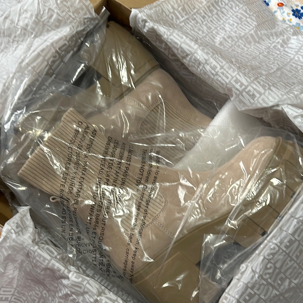 Steve Madden Beige Ankle Boots